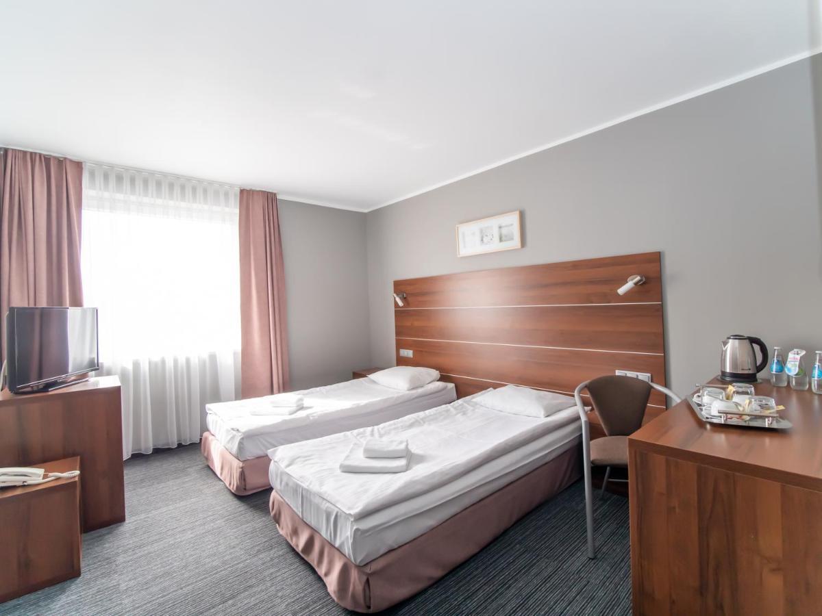 Hotel Tychy Ngoại thất bức ảnh